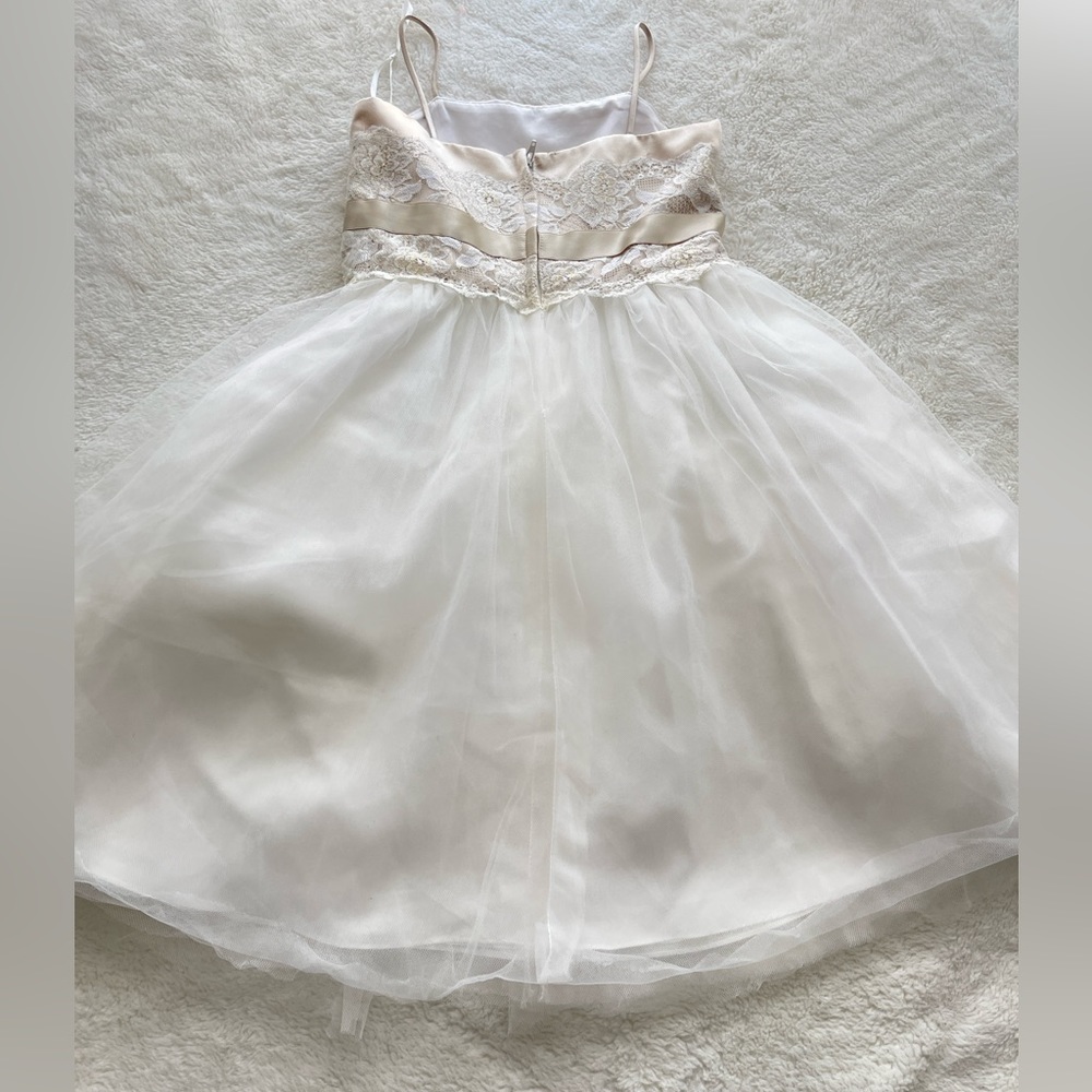 David’s Bridal Kids Strap Satin Formal Dress Size 3 - Picture 6 of 11